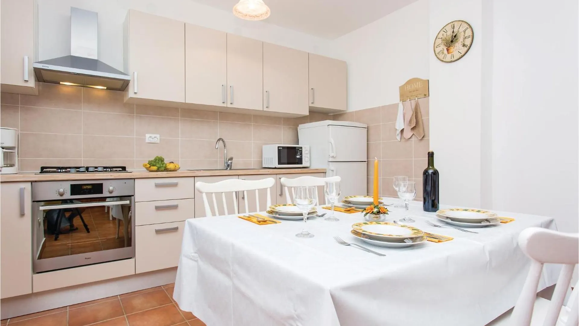 Stunning Apartment In Punat With Kitchen 크로아티아