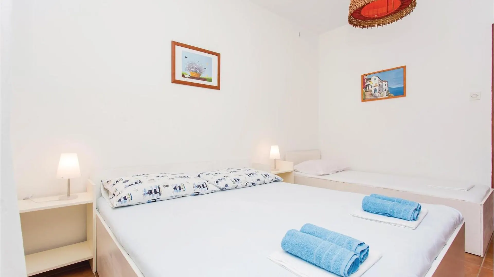 Stunning Apartment In Punat With Kitchen
