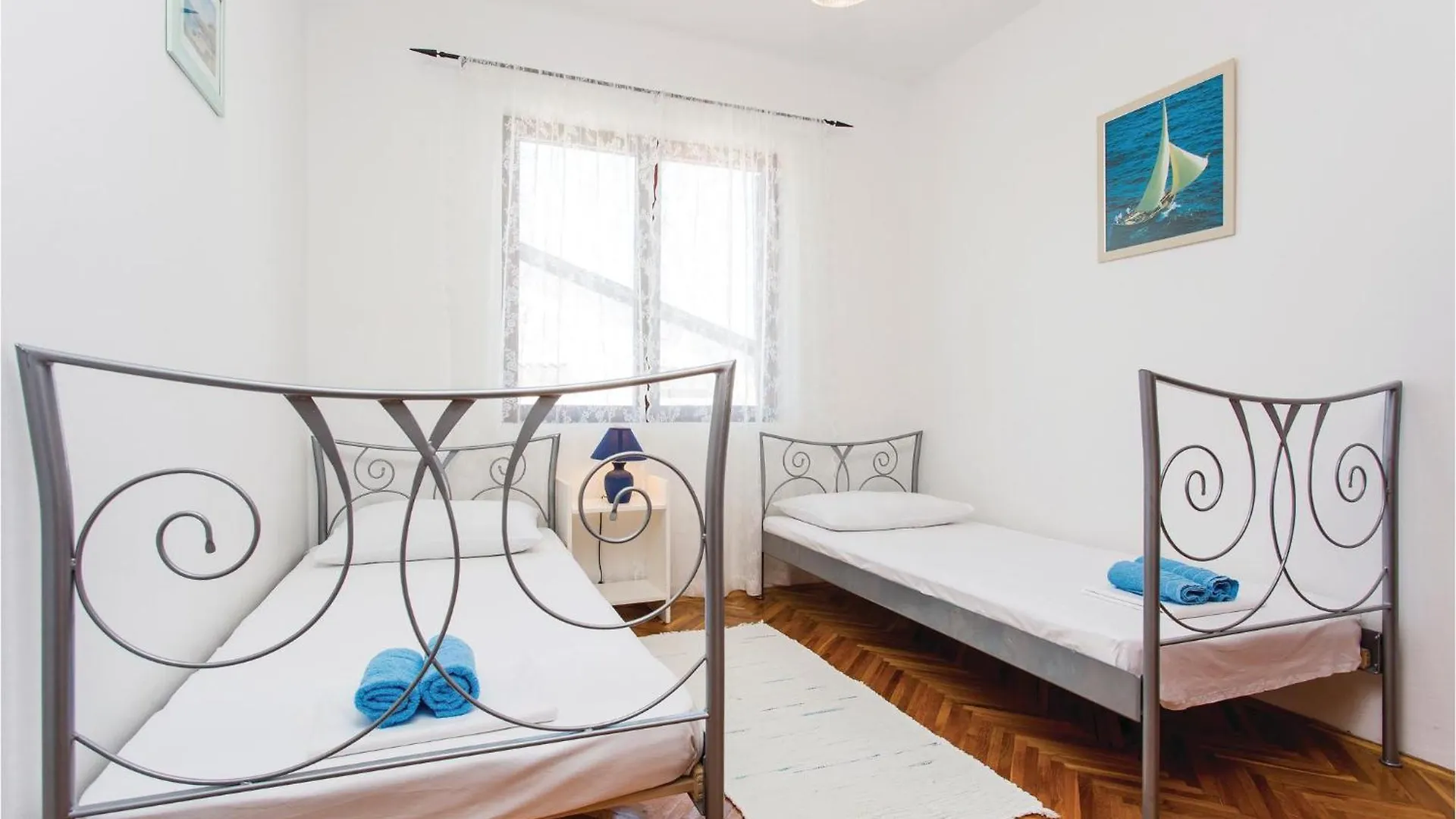 Stunning Apartment In Punat With Kitchen